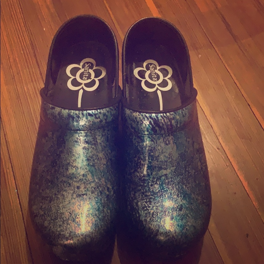 Sanitas size 39